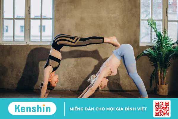 Acro yoga là gì và những lợi ích đối với sức khỏe 4