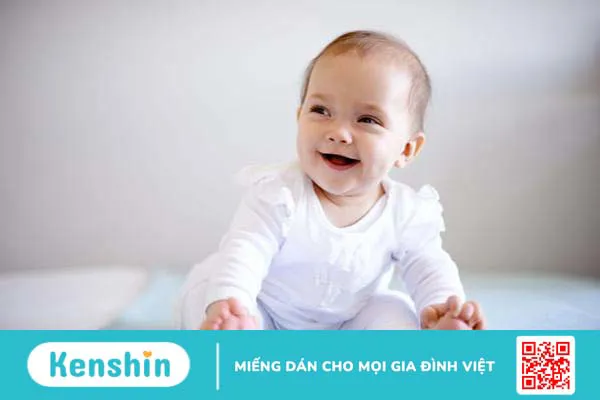 Bé 10 tháng chưa biết ngồi có bình thường không? Lời khuyên dành cho bố mẹ 2