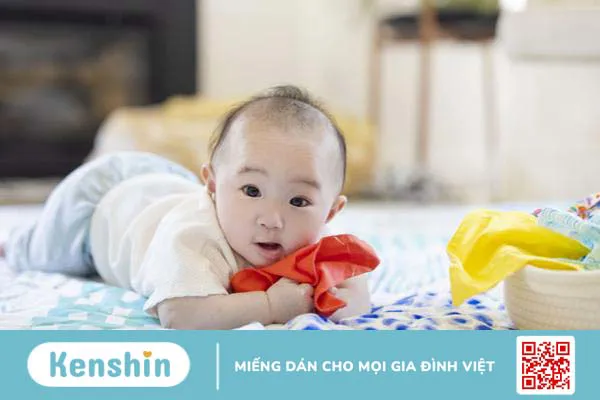 Bé 7 tháng tuổi biết làm gì: Điều quan trọng bố mẹ cần biết để nuôi dạy trẻ tốt hơn 1