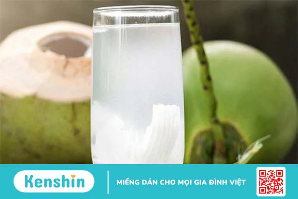 Bị covid có nên uống nước dừa không? 1