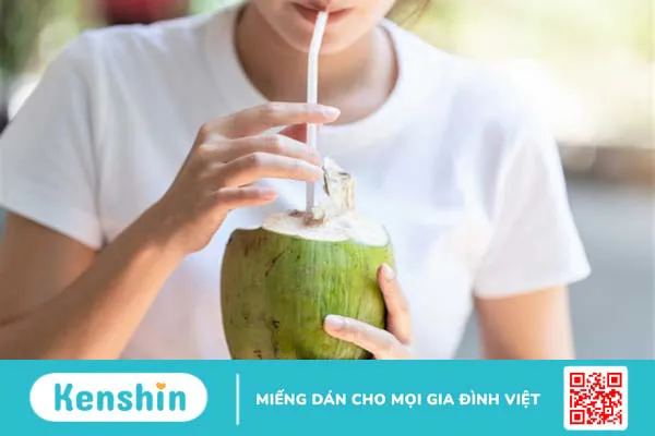 Bị covid có nên uống nước dừa không? 2