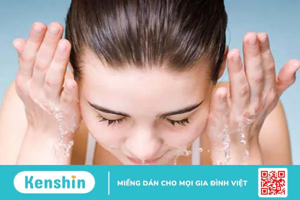 Bị mụn có nên đi bơi không? Các yếu tố ảnh hưởng tới tình trạng nổi mụn khi đi bơi? 3