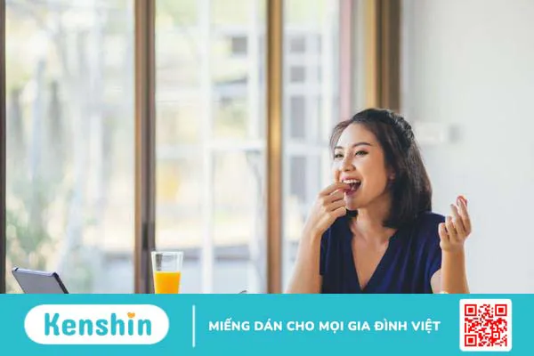 Bí quyết ăn uống lành mạnh khi dự tiệc giúp bạn bảo vệ cơ thể