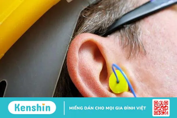 Bị ù tai trái kéo dài là gì? Phương pháp chữa trị hiệu quả 2