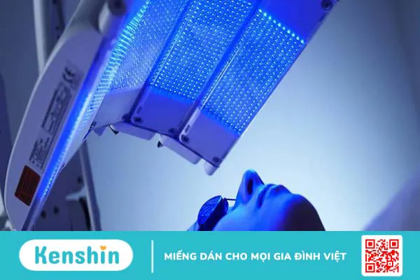 Các chị em đã biết ánh sáng xanh trong spa có tác dụng gì hay chưa?2