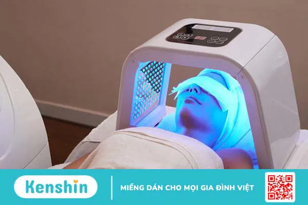 Các chị em đã biết ánh sáng xanh trong spa có tác dụng gì hay chưa?3