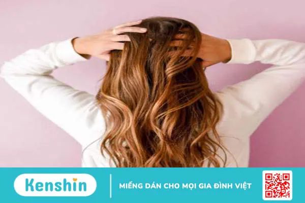 Cách chữa đuôi tóc khô xơ, chẻ ngọn 4