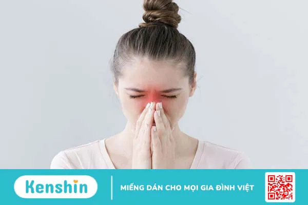 Viêm xoang xảy ra khi các lớp niêm mạc trong các xoang bị virus, vi khuẩn tấn công hoặc do dị ứng dẫn đến sưng viêm