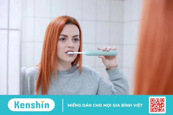 Lấy vôi răng xong bạn cũng cần phải đánh răng hàng ngày