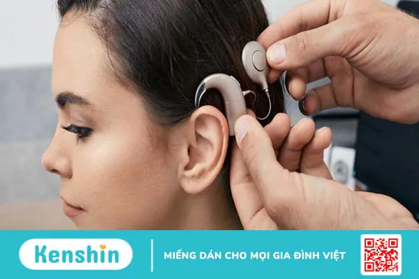 cấy ốc tai điện tử có nguy hiểm không 1