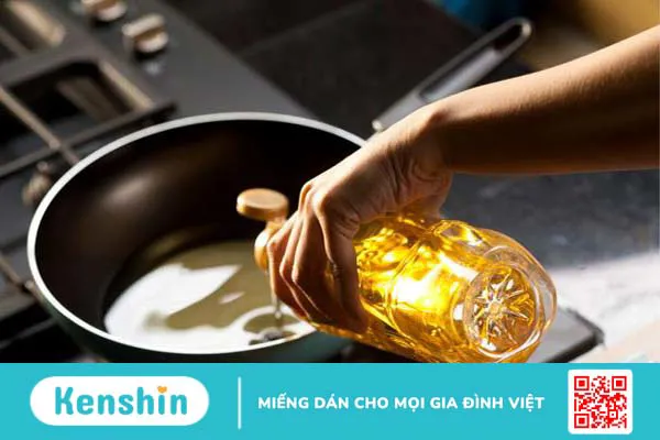 Chuyên gia dinh dưỡng giải đáp: Nên dùng mỡ lợn hay dầu ăn 3