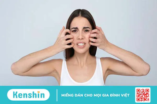 Dùng Derma forte bị lên mụn và bị ngứa cần phải làm gì? 2