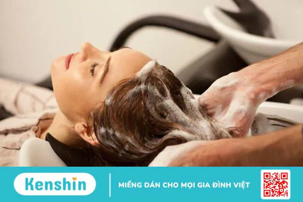 Gàu ướt: Nguyên nhân phát sinh và cách trị tận gốc 4