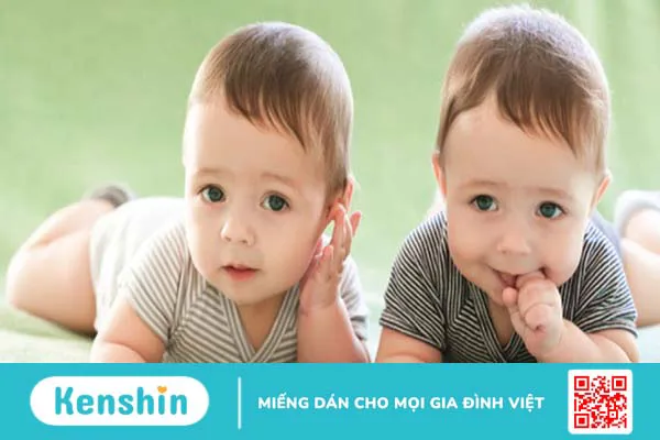 Tùy thuộc vào điều kiện kinh tế và sức khỏe của mẹ để quyết định có nên thụ tinh sinh đôi không