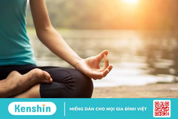 Gợi ý bài tập yoga tốt cho não, giảm đau đầu, chóng mặt 2