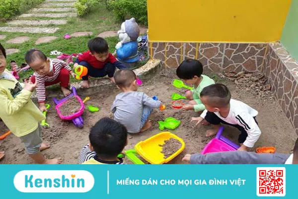 Hãy cùng con chơi để giúp con khám phá thế giới 2