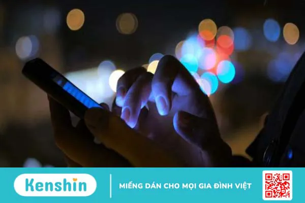 Mắt nhìn thấy đốm đen là bệnh gì? 3