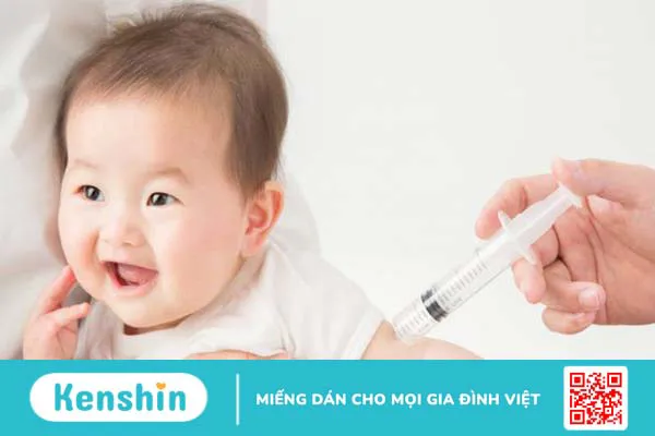 Mẹ nên tiêm chủng mở rộng hay dịch vụ cho trẻ? 1