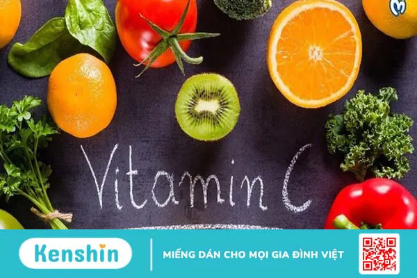 Có thể bổ sung vitamin C từ các loại rau, củ, quả và trái cây tươi