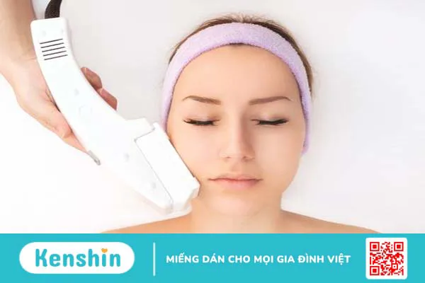 Peel retinol giúp da trẻ hóa hóa và se khít lỗ chân lông