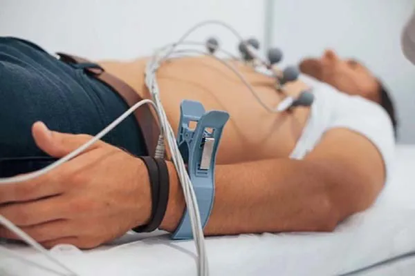 Phương pháp đo ECG là gì? Nguyên lý và quy trình các bước đo ECG 1