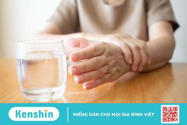 Run chân sau tai biến có tự khỏi không? 2