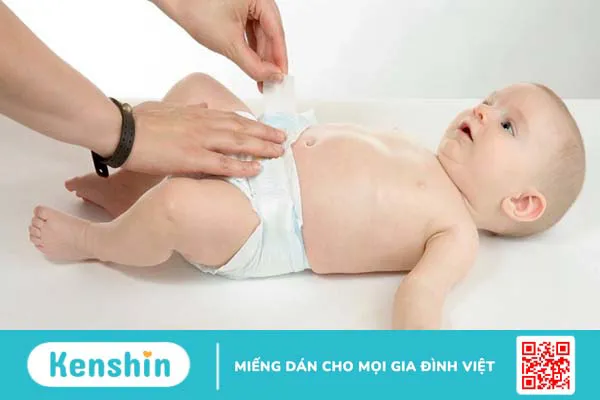 Trẻ 3 tháng tuổi đi ngoài nhiều lần có đáng lo không? Cha mẹ cần xử lý thế nào? 1