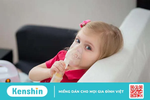 trẻ sơ sinh bị nghẹt mũi, khò khè do hen suyễn