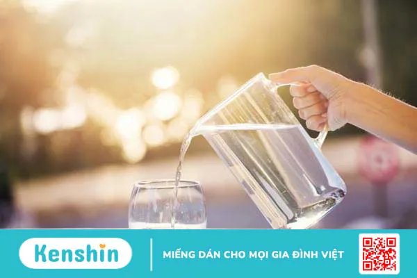 Uống nhiều nước có tác dụng gì đối với cơ thể? 1