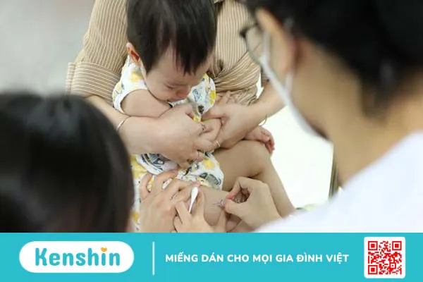 Vacxin 5 trong 1 tiêm chủng mở rộng và những điều mẹ cần biết 1