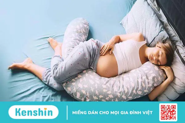 Vì sao bà bầu không được rướn người? Những tư thế nên tránh khi mang thai 4