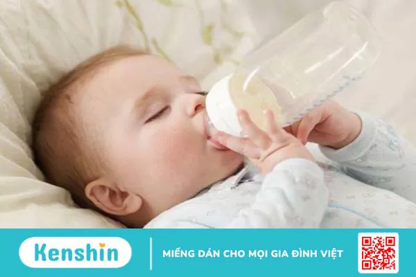 Vì sao trẻ sơ sinh thường chậm tăng cân 3