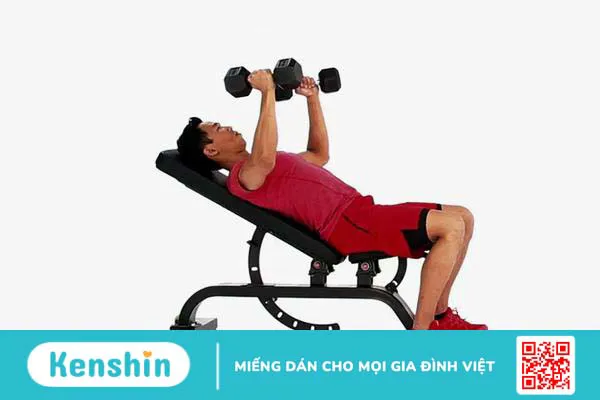 Incline Dumbbell Press là một bài tập cơ ngực trên 3