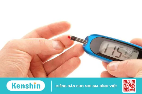 Nặn mụn đinh râu có bị méo mồm hay không? 1