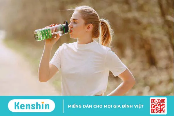 Nhịn ăn 1 tuần chỉ uống nước: Lợi và hại 1