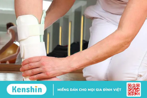 Phải làm gì khi bị rạn xương mác cẳng chân? 2