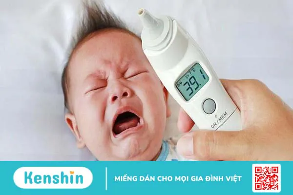 Phương pháp da kề da hạ sốt có hiệu quả không? Cách xử lý khi trẻ bị rối loạn thân nhiệt 3