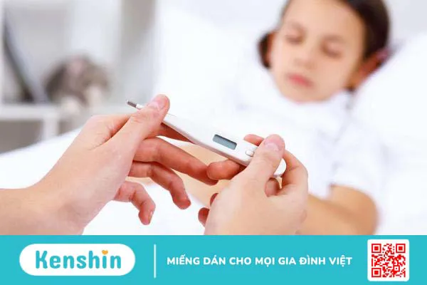 Phương pháp da kề da hạ sốt có hiệu quả không? Cách xử lý khi trẻ bị rối loạn thân nhiệt 4