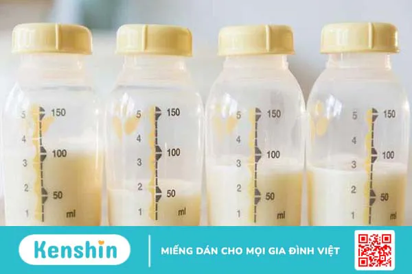 Sữa mẹ có màu gì, vị gì là bình thường? 1