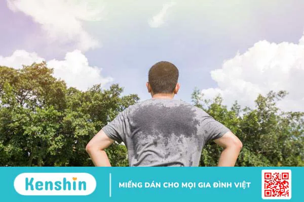 Tìm hiểu về tình trạng mụn nang ở lưng