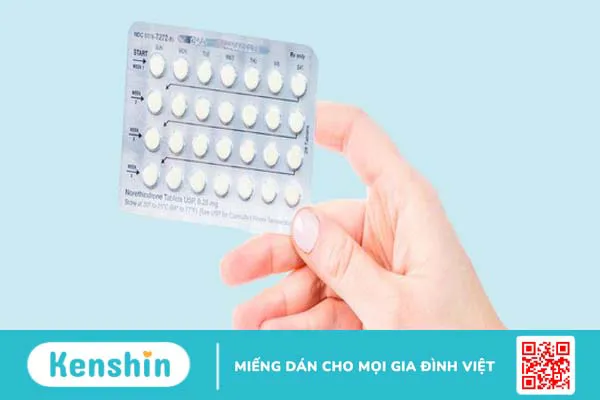 Tìm hiểu về tình trạng mụn nang ở lưng