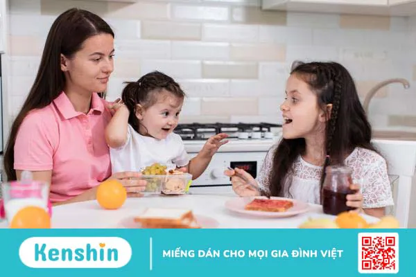 Trẻ 3 tuổi biết làm gì? Những đặc điểm phát triển ở độ tuổi này 4